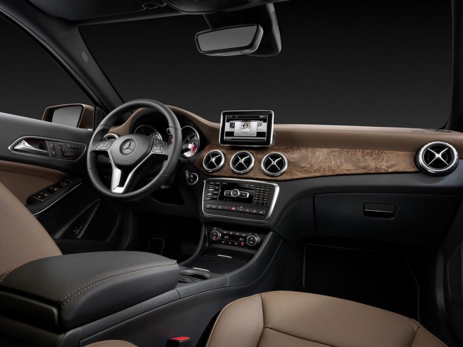  Mercedes-Benz GLA220 CDI 4Matic 2014 года  (фото 18 из 30)